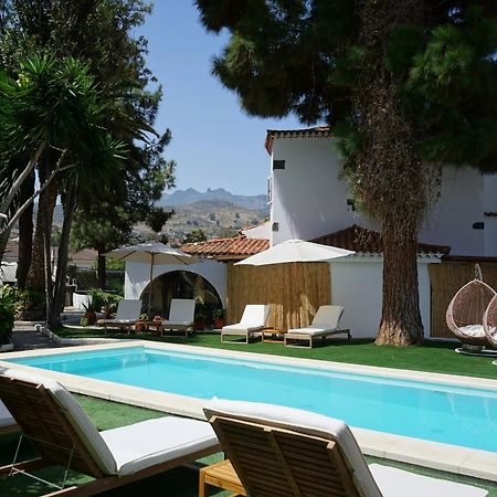 Villa Del Monte Santa Brígida Exteriör bild